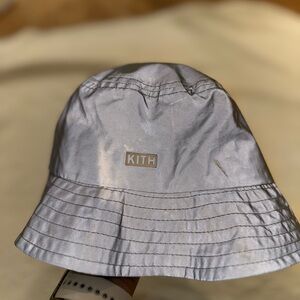 Kith Reflective Bucket Hat Gray – One Size